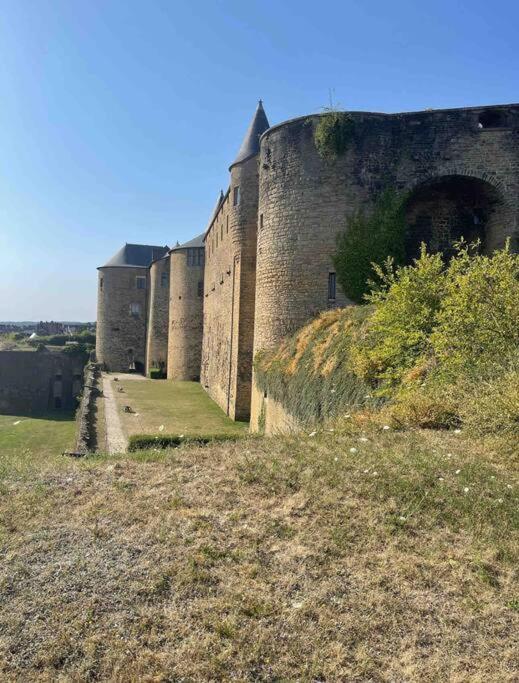 Loft De Charme Avec Terrasse Et Jardin Au Fort D'Asfeld ซีดาน ภายนอก รูปภาพ